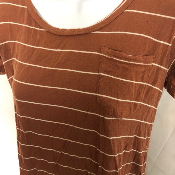 Shirt - Picture 2 of 6